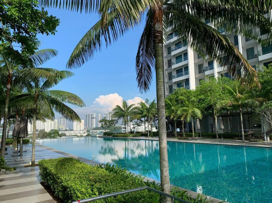 Couples Mind Relaxing Highfloor Staycation 9 Cyberjaya Eksteriør billede