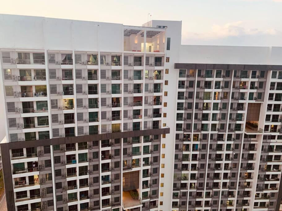 Couples Mind Relaxing Highfloor Staycation 9 Cyberjaya Eksteriør billede